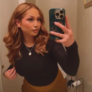 Meet your Posher, Yesica